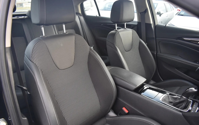 Opel Insignia cena 63500 przebieg: 108513, rok produkcji 2019 z Narol małe 562